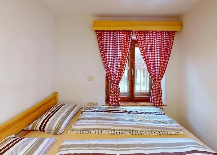 Apartament Hisa Margit, 150